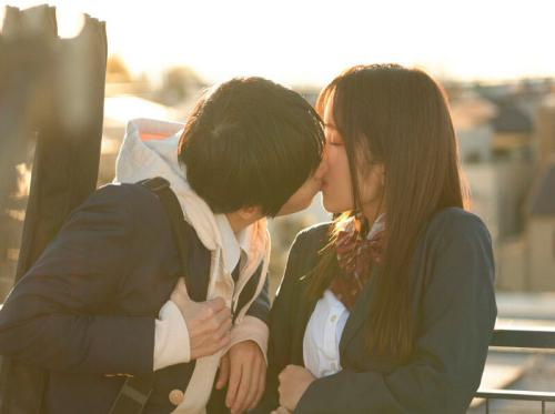 Lên đỉnh trên tầng thượng cùng cô bạn gái siêu dâm Lên đỉnh trên tầng thượng cùng cô bạn gái siêu dâm