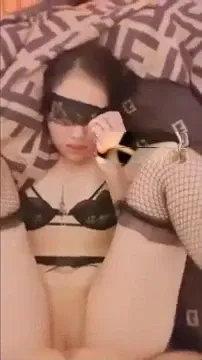 Cuối tuần trả bài cho cô vợ dâm đãng dáng ngon trong bộ đồ ren cực dâm